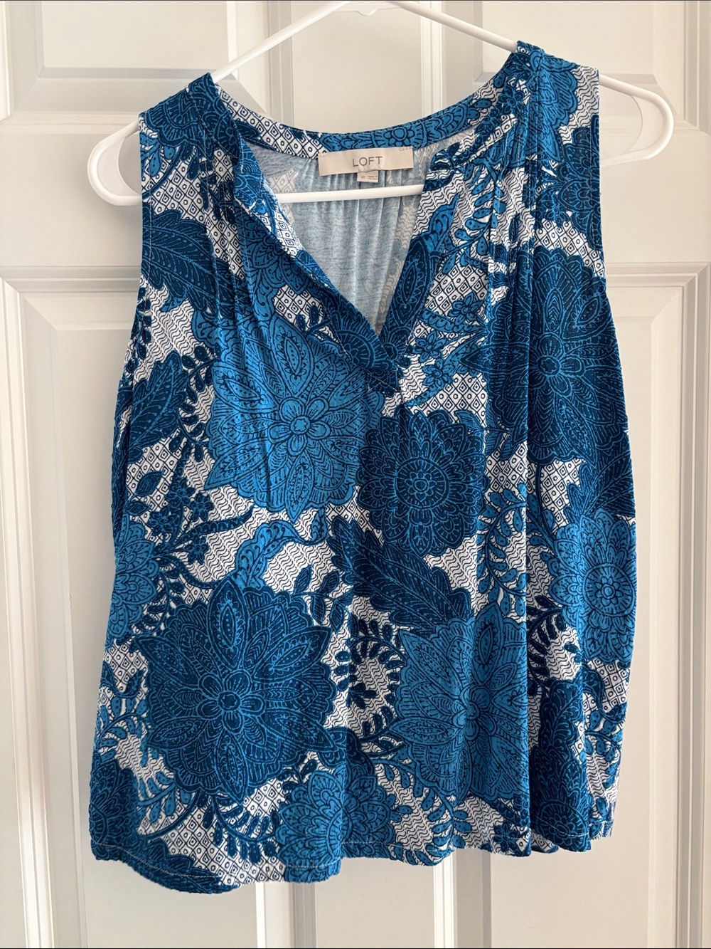LOFT Teal Blue Floral V-Neck Sleeveless Top
